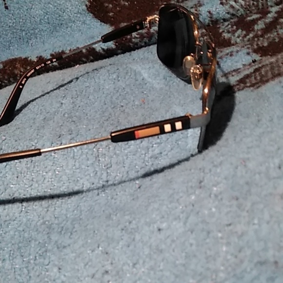 Sunglasses - Picture 2 of 3